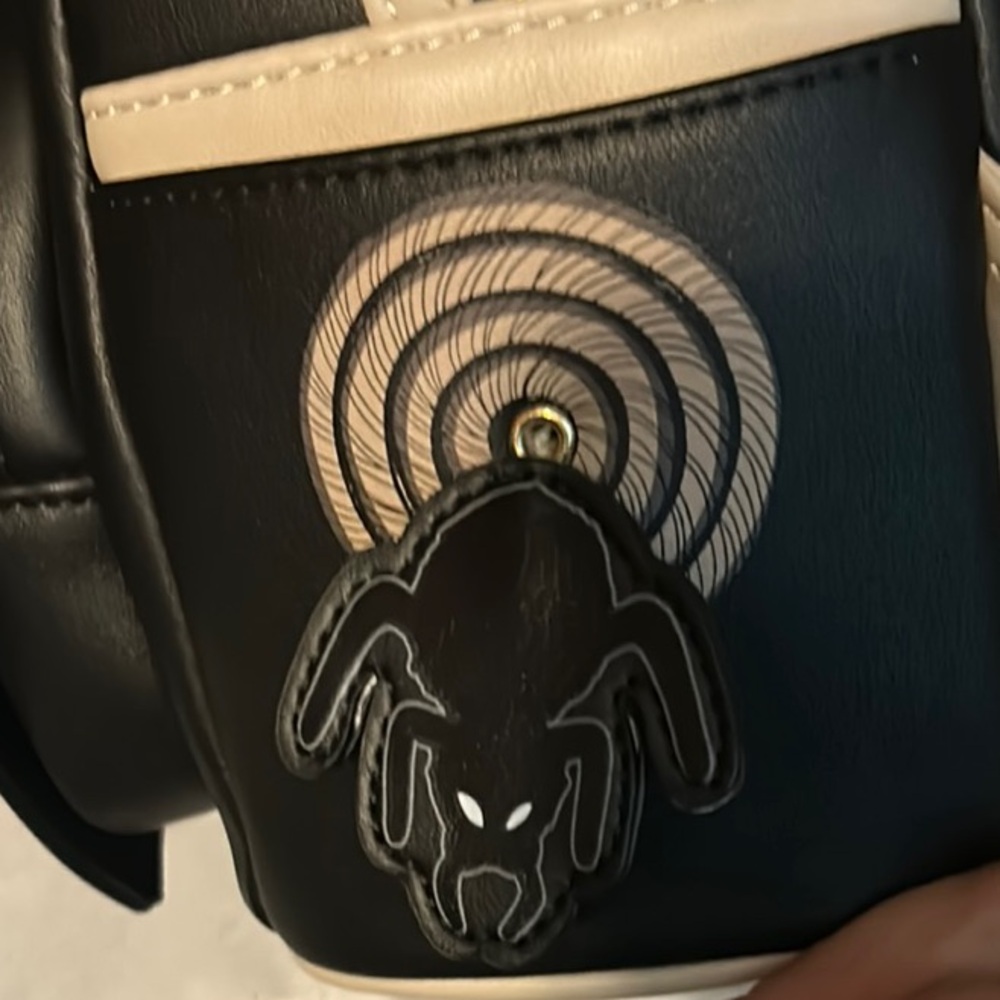 NWT Lenticular Mayor Nightmare before Christmas Loungefly- pull string spider - Picture 6 of 7